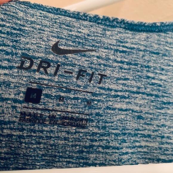 Dri-Fit Workout Top with Nike Logo - Picture 6 of 6